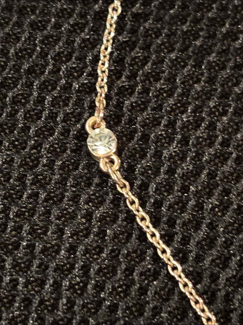Guess Delicate Rose Gold Filigree Pendant Necklace and Rose Gold Earrings - Picture 10 of 12